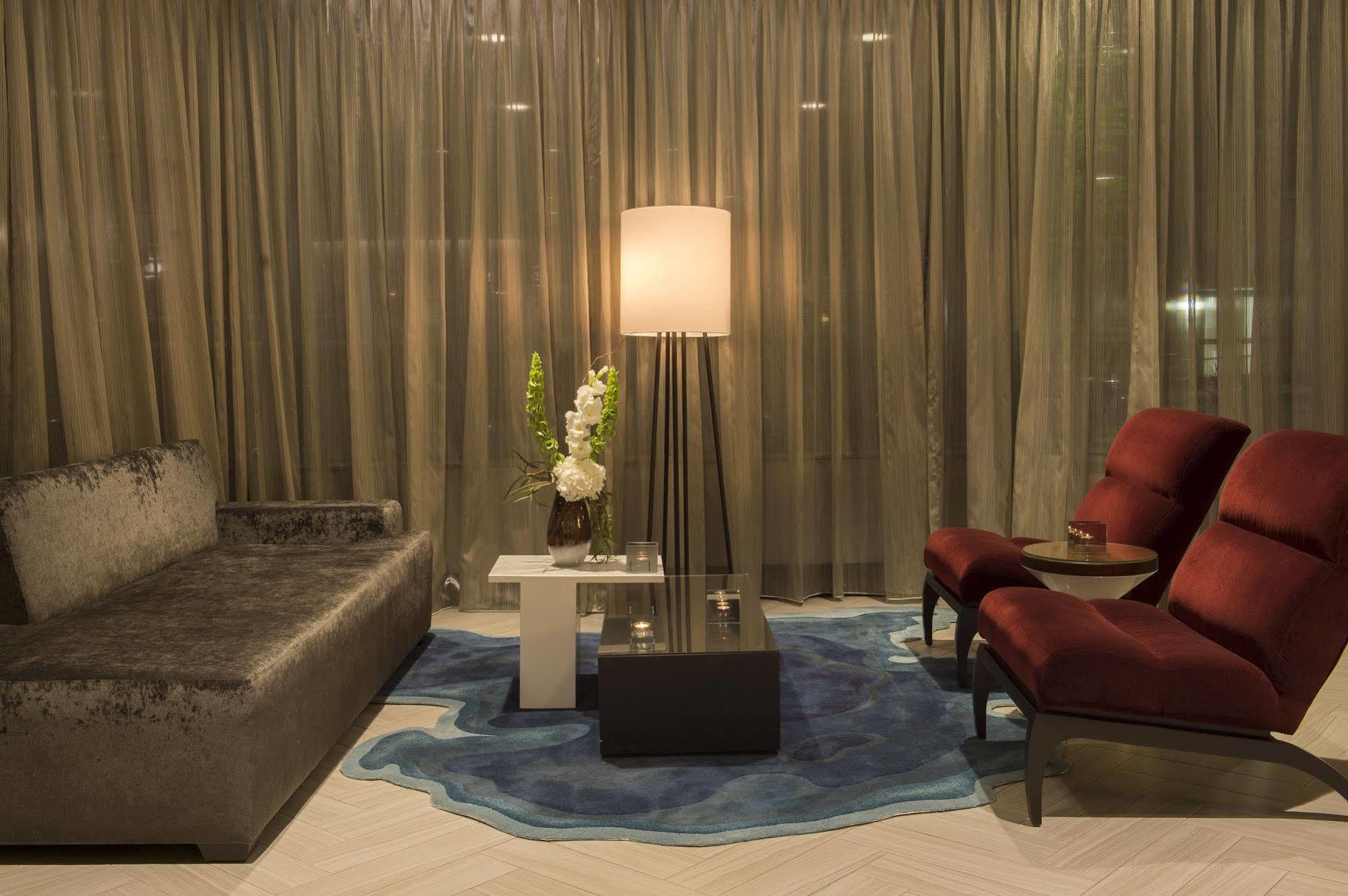 The Madison Concourse Hotel מראה חיצוני תמונה